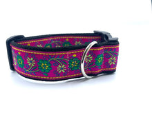 Load image into Gallery viewer, Detailed dog collar