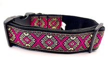 Load image into Gallery viewer, Detailed dog collar
