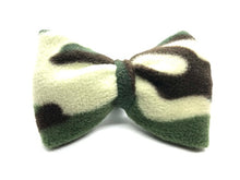 Load image into Gallery viewer, Fleece doggie bowtie
